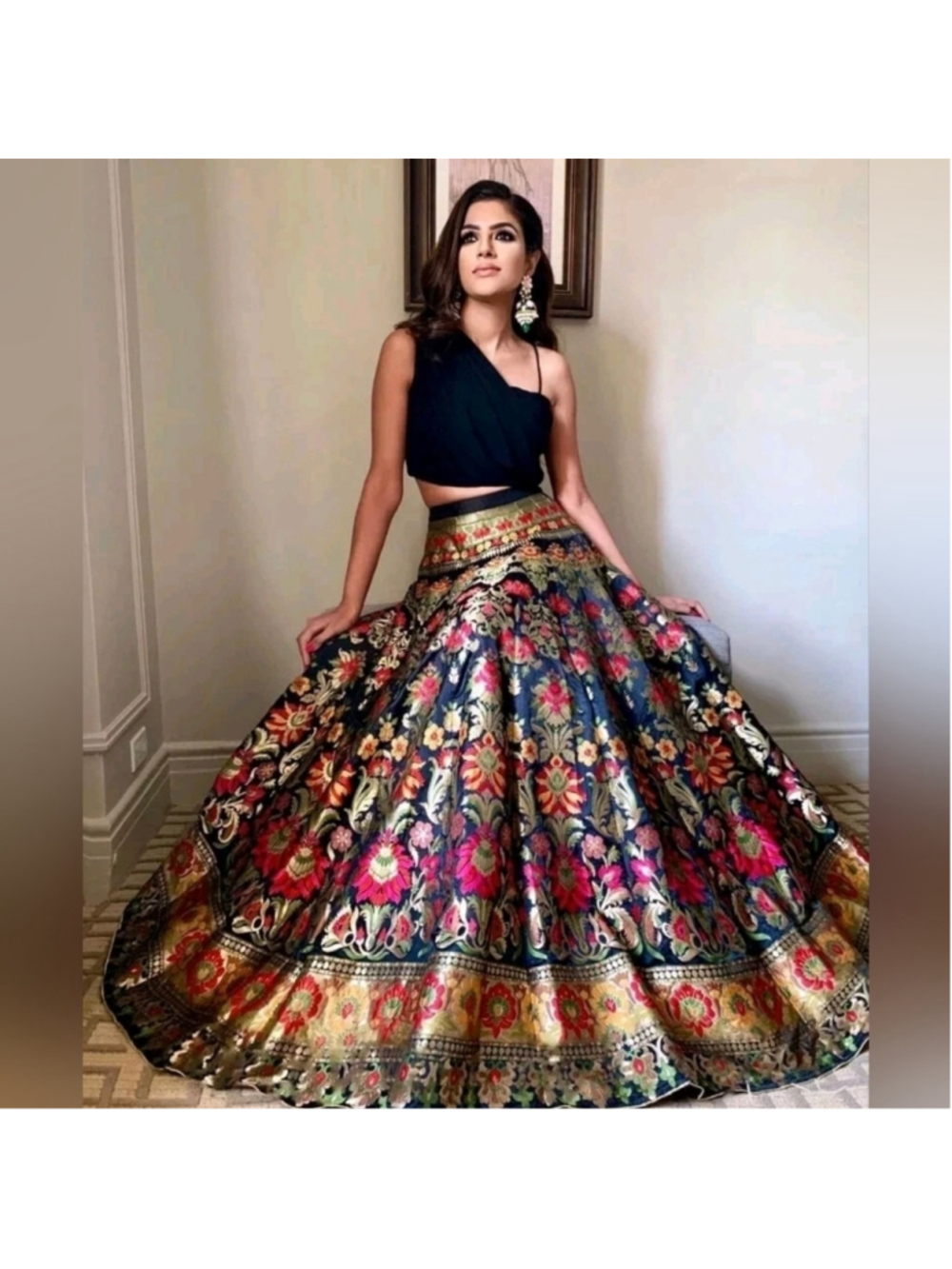 Black Zari Thread Work Banarasi Silk Lehenga Choli With Dupatta - Picture 3 of 13